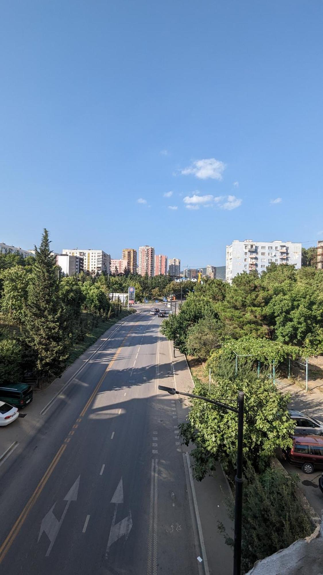 Dkd-Bridge Hotel Tbilisi Exteriör bild